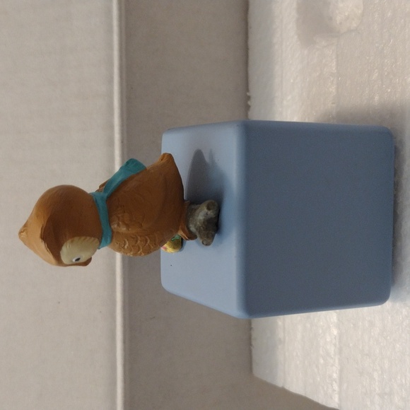 Vintage Alphabet Block R - Picture 2 of 5